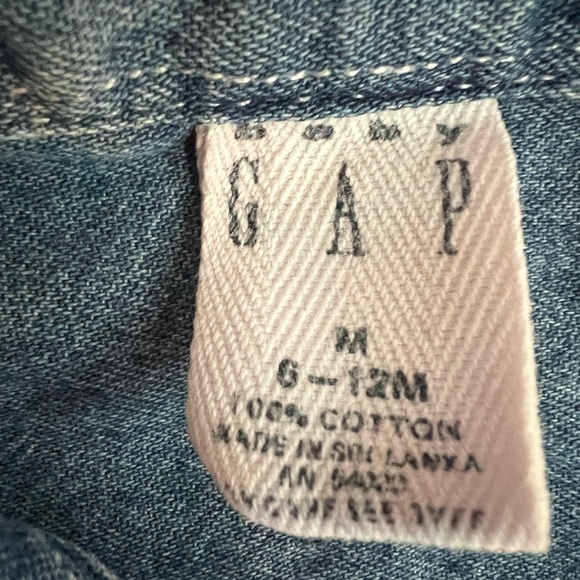 Adorable Kids GAP denim dress - Picture 3 of 3